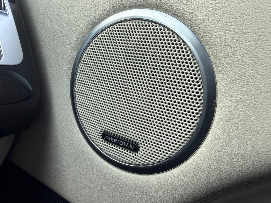 2016 Land Rover Range Rover - image 39