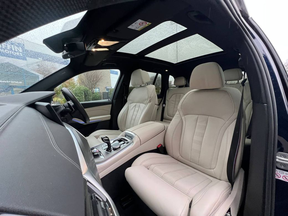 2022 BMW X5 M-SPORT PRO XDRIVE30d * HUGE SPEC * // OPENING PAN ROOF // SERVICE HISTORY // COMFORT PACKAGE €69,900