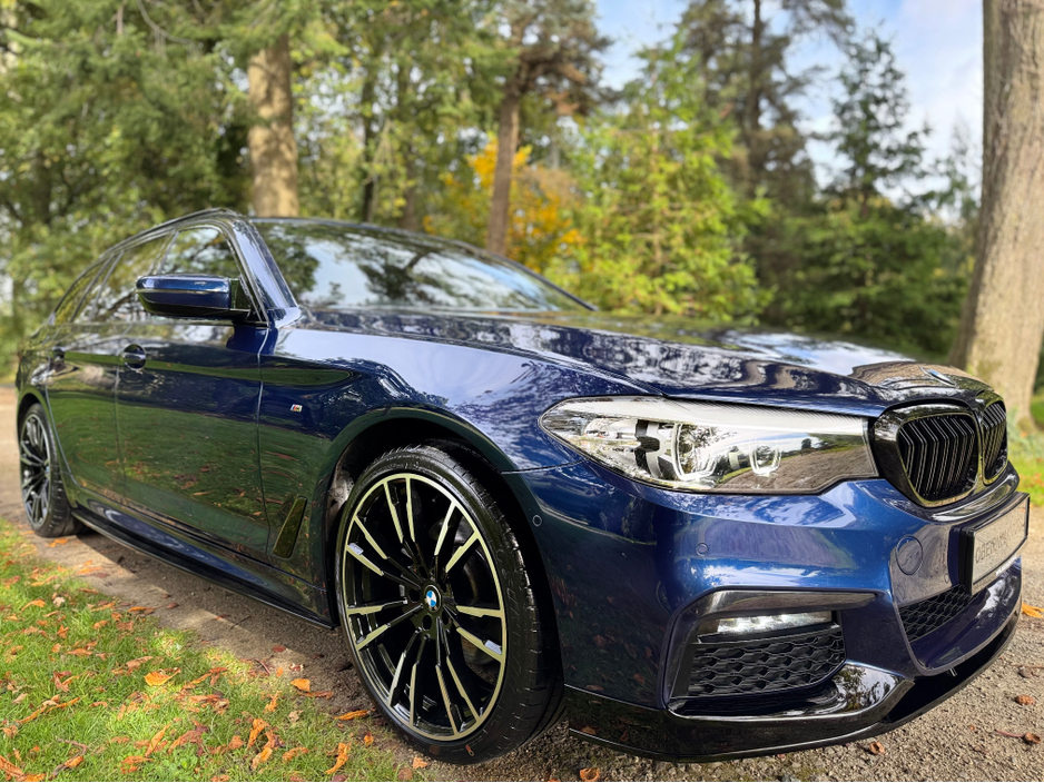 2019 BMW 5 Series - image 11