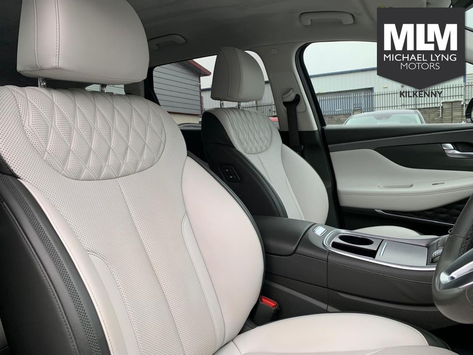 2023 Hyundai Santa Fe Phev 5DR Auto €46,995