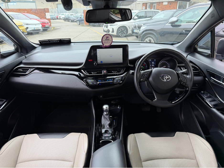 2023 Toyota C-HR - image 26