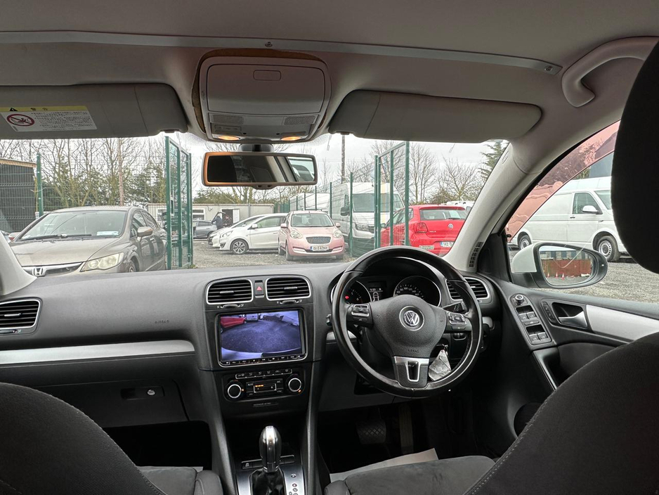 2012 Volkswagen Golf - image 16