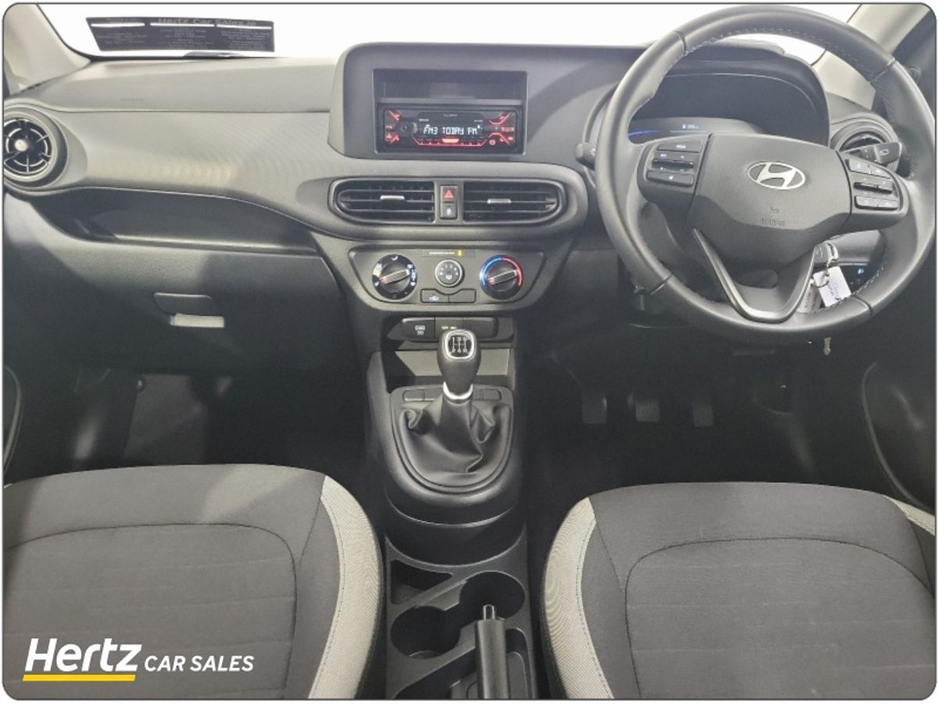 2024 Hyundai i10 - image 9