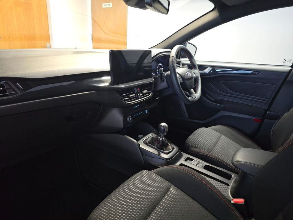 2023 Ford Focus St-line 1.0T Petrol 125