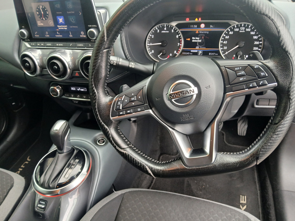2020 Nissan Juke - image 9
