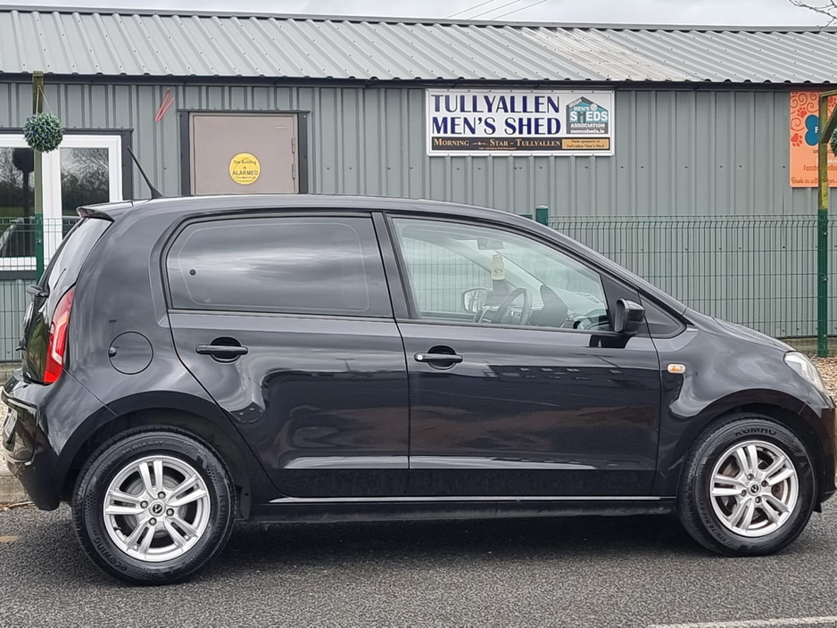 2014 Volkswagen up! - image 6