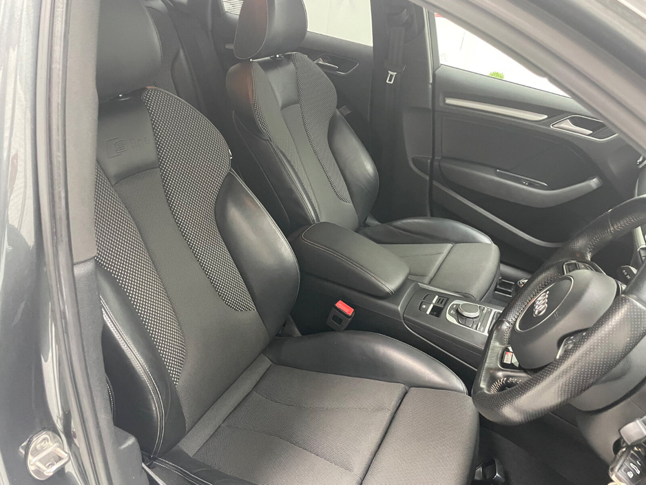 2016 Audi A3 - image 13