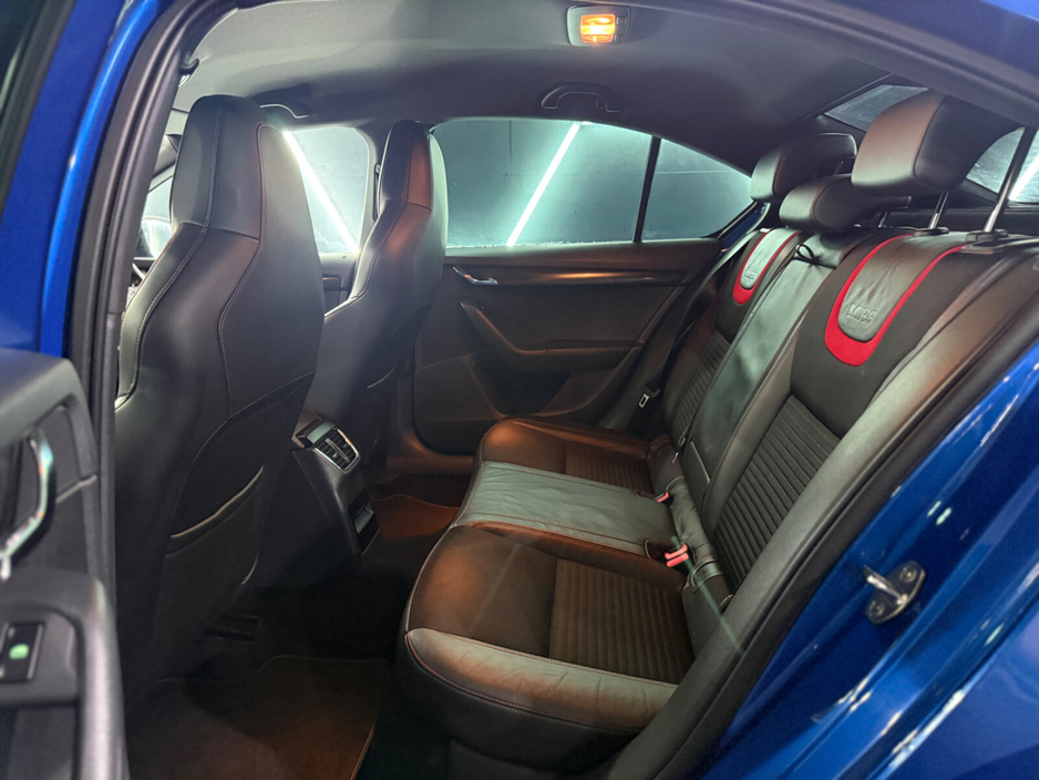 2015 Skoda Octavia - image 19