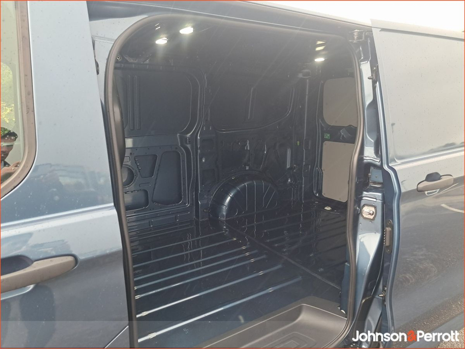 2026 Ford Transit Custom Trend PHEV €38,320