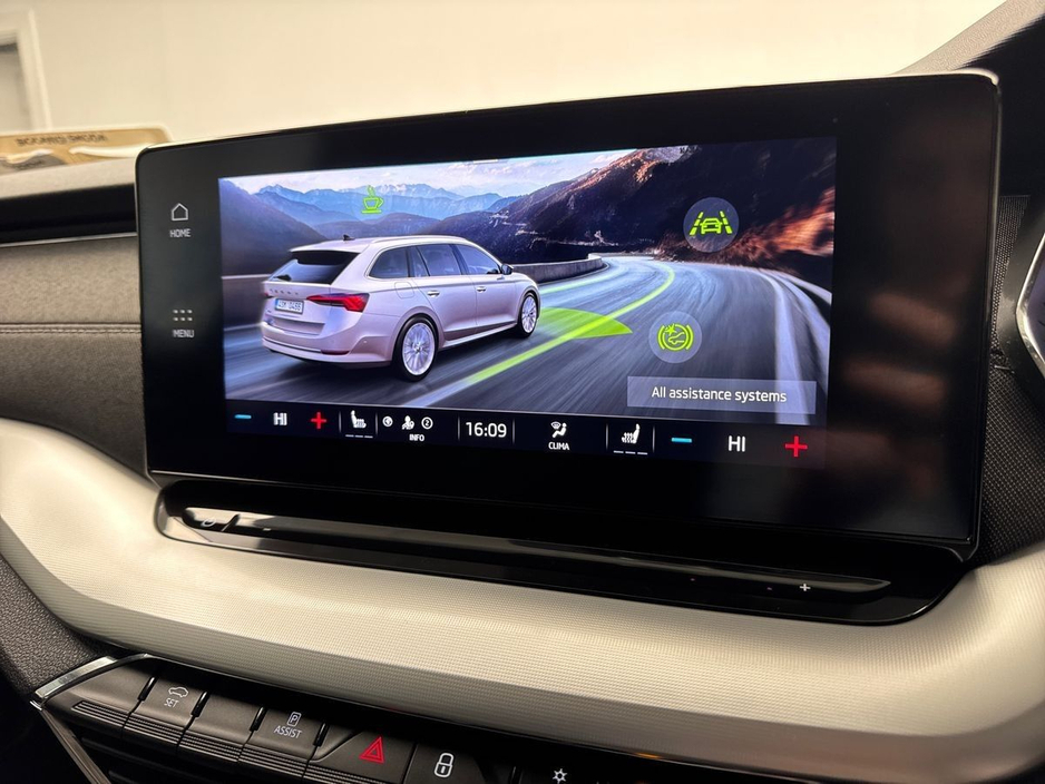 2023 Skoda Octavia - image 19