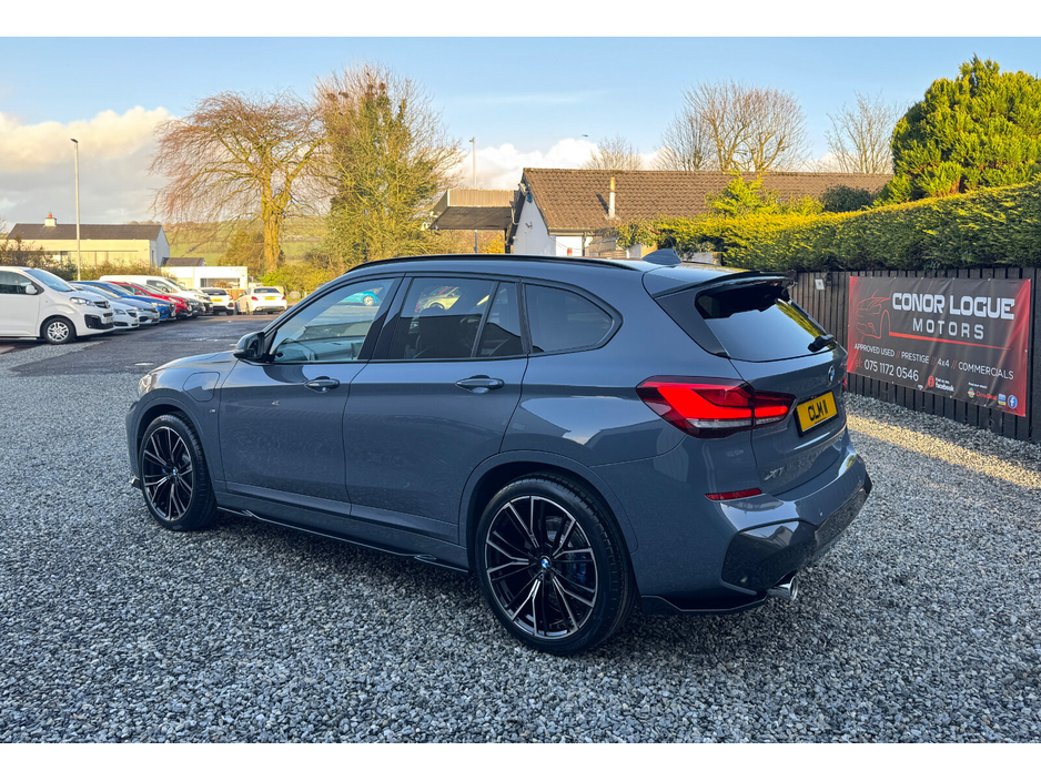 2021 BMW X1 - image 2