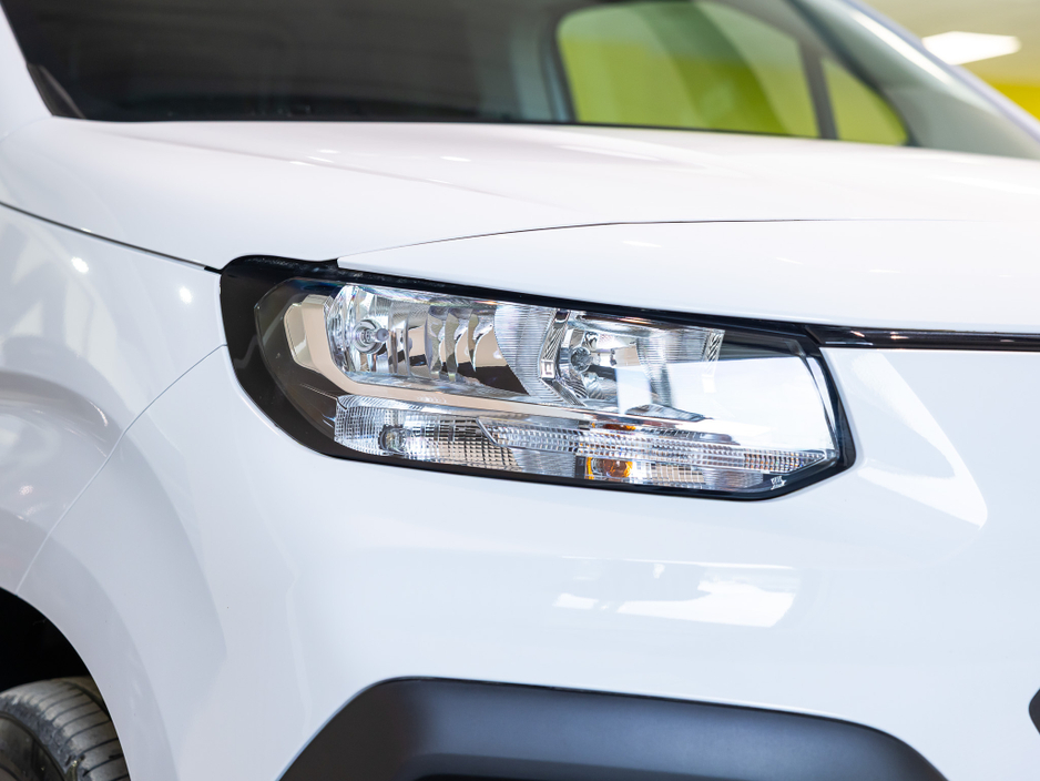 2026 Fiat Doblo - image 7