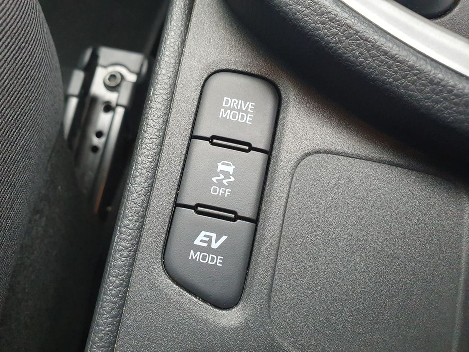 2023 Toyota Yaris Cross 1.5 HYBRID CR CROSS LUNA