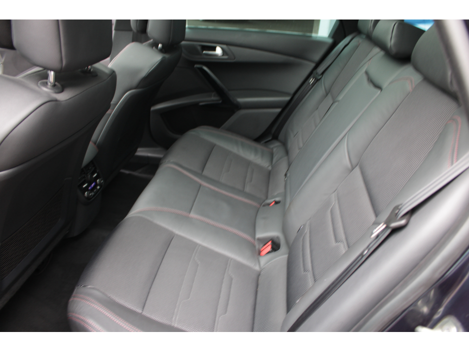 2016 Peugeot 508 - image 21