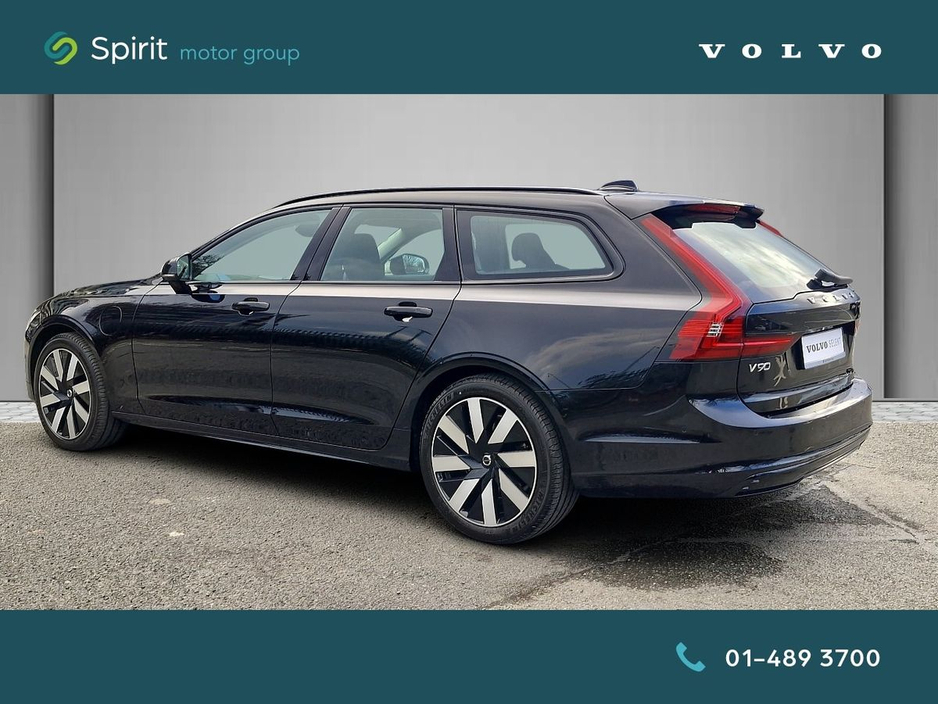 2026 Volvo V90 - image 2