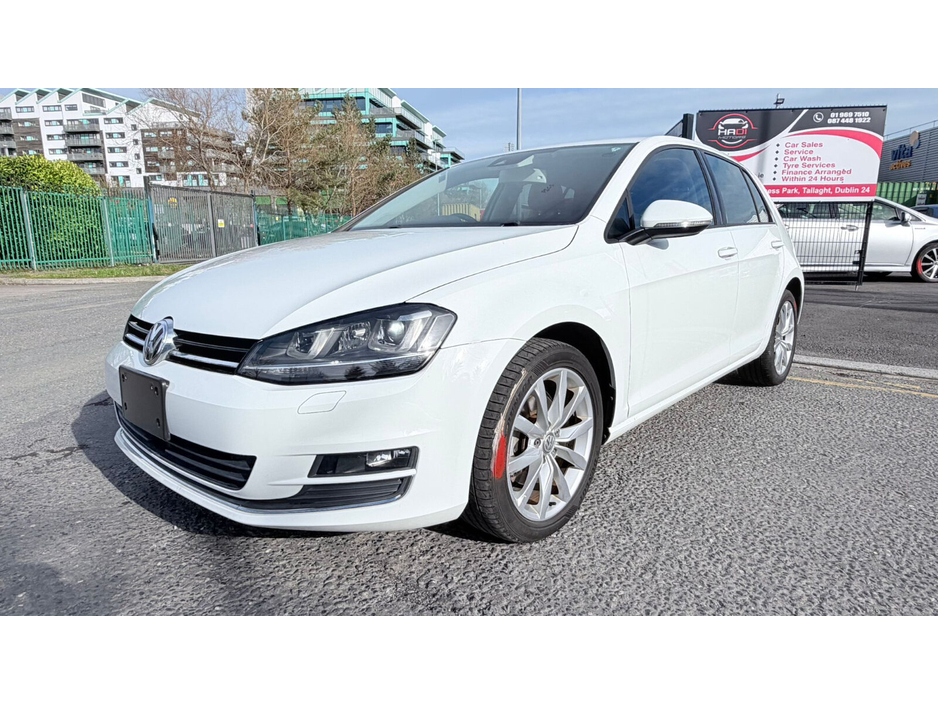 2015 Volkswagen Golf - image 6