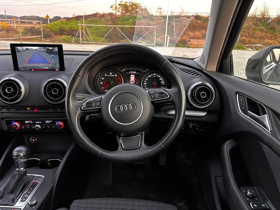 2016 Audi A3 - image 3