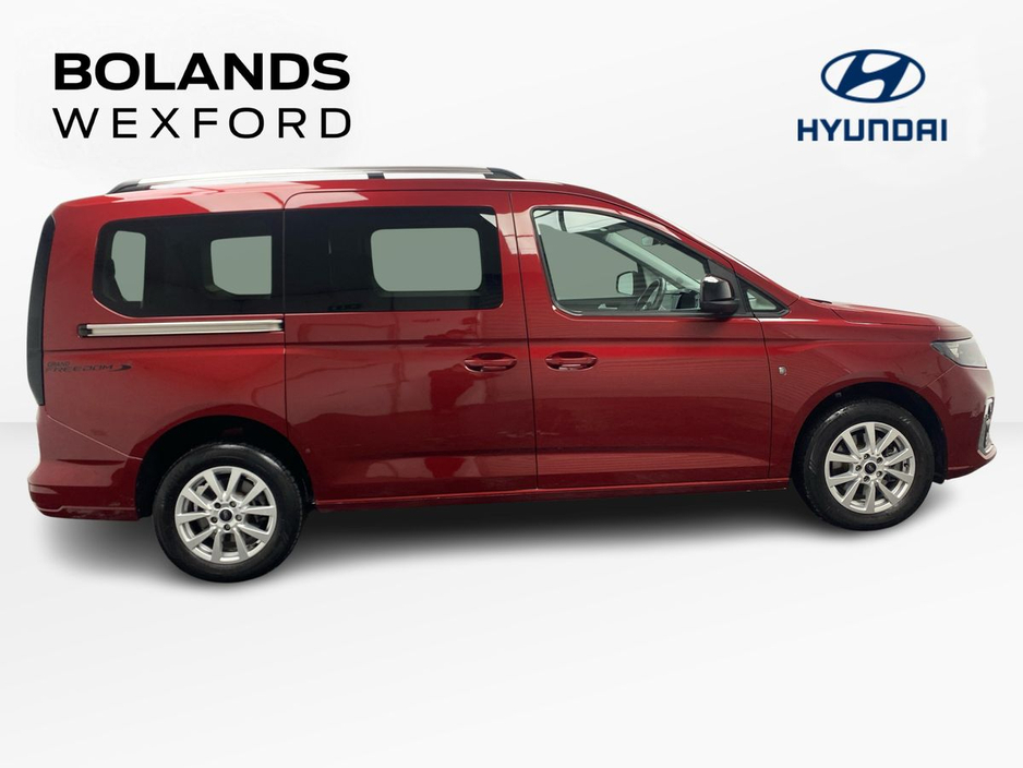 2024 Ford Tourneo Connect - image 4