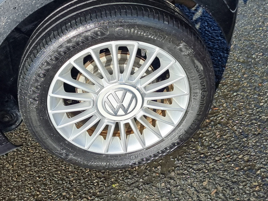 2013 Volkswagen up! - image 13