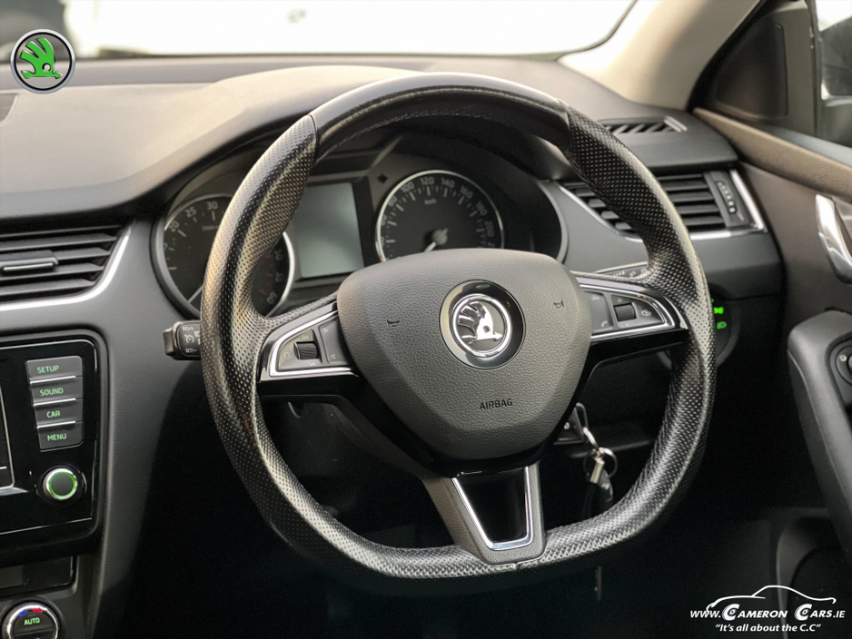 2016 Skoda Octavia STYLE 1.6 TDI CARPLAY XENON €9,950