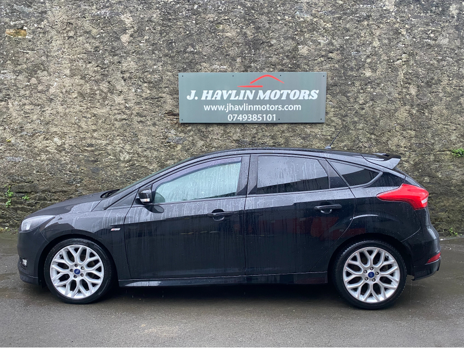 2017 Ford Focus 1.5 ST-LINE TDCi 120 €13,995