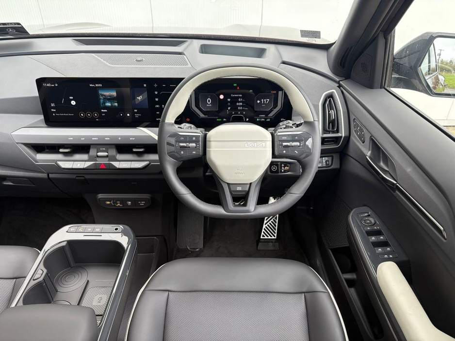 2026 Kia EV5 - image 11