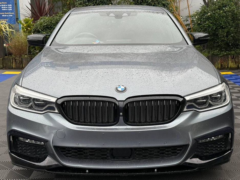 2018 BMW 5 Series - image 15