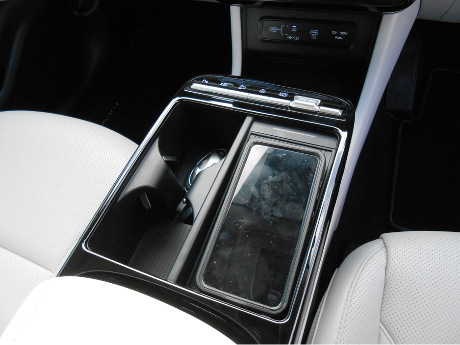 2025 Hyundai Tucson - image 17