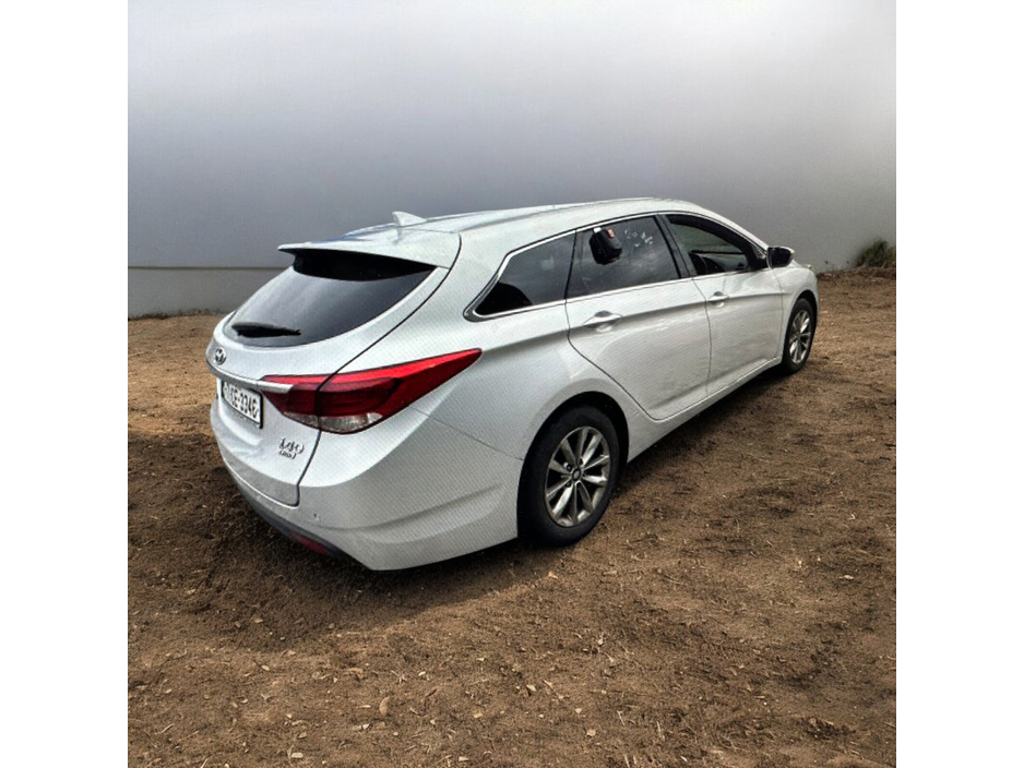 2017 Hyundai i40 Comfort 1.7 Diesel €9,888