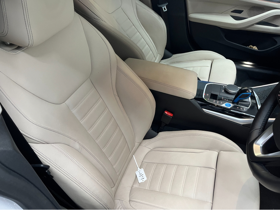 2022 BMW i4 €34950 2022 BMW I4 EDRIVE 40  / CRUISE CONTROL / 360° CAMERA / ELECTRIC MEMORY & HEATED SEATS / AMBIENT LIGHTS / APPLE CARPLAY €34,950