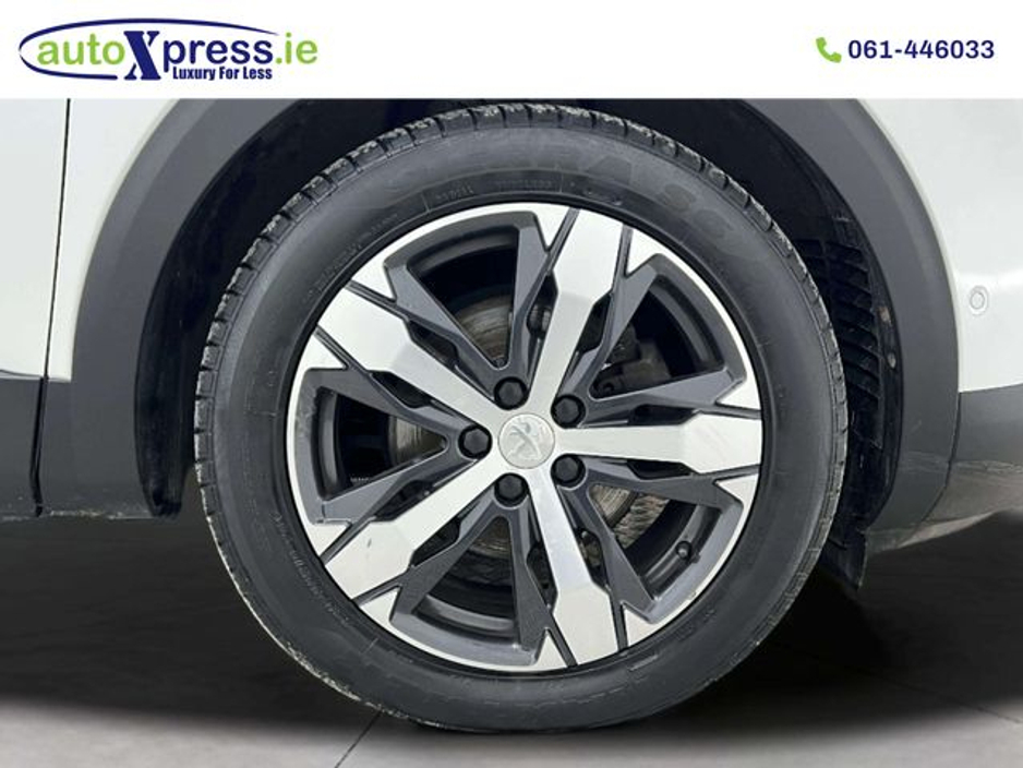 2017 Peugeot 3008 - image 19