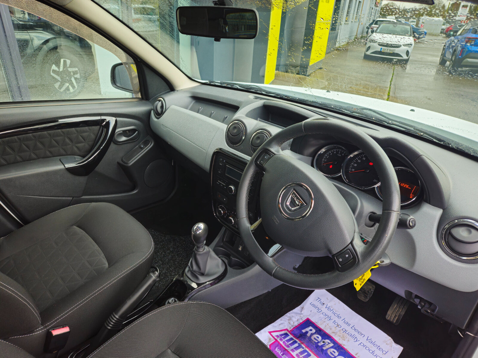 2016 Dacia Duster 1.5 dCi 110 SIGNATURE €9,000