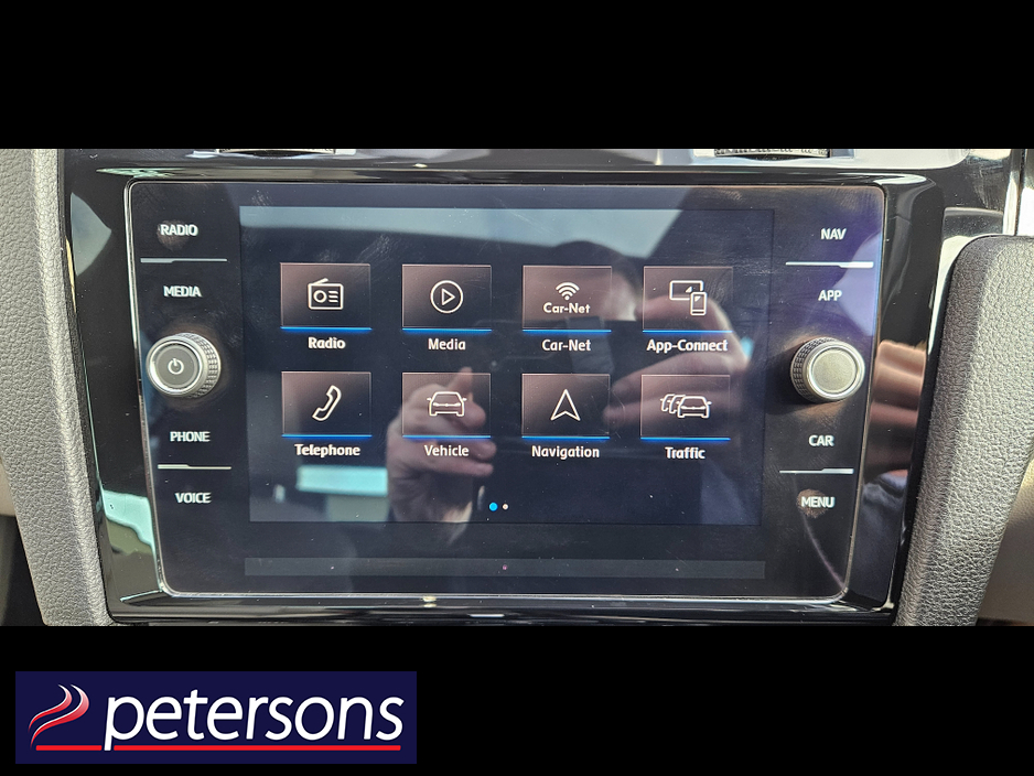 2019 Volkswagen Golf - image 27