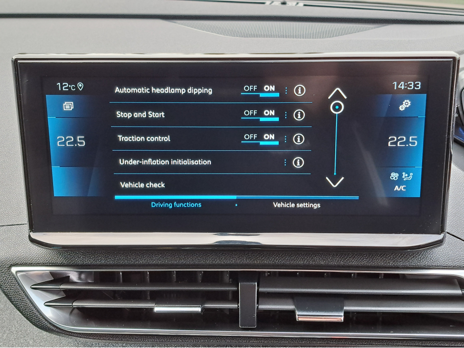 2022 Peugeot 3008 - image 28