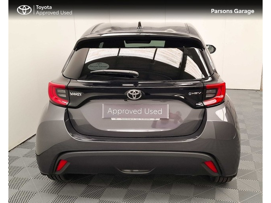 2026 Toyota Yaris - image 4