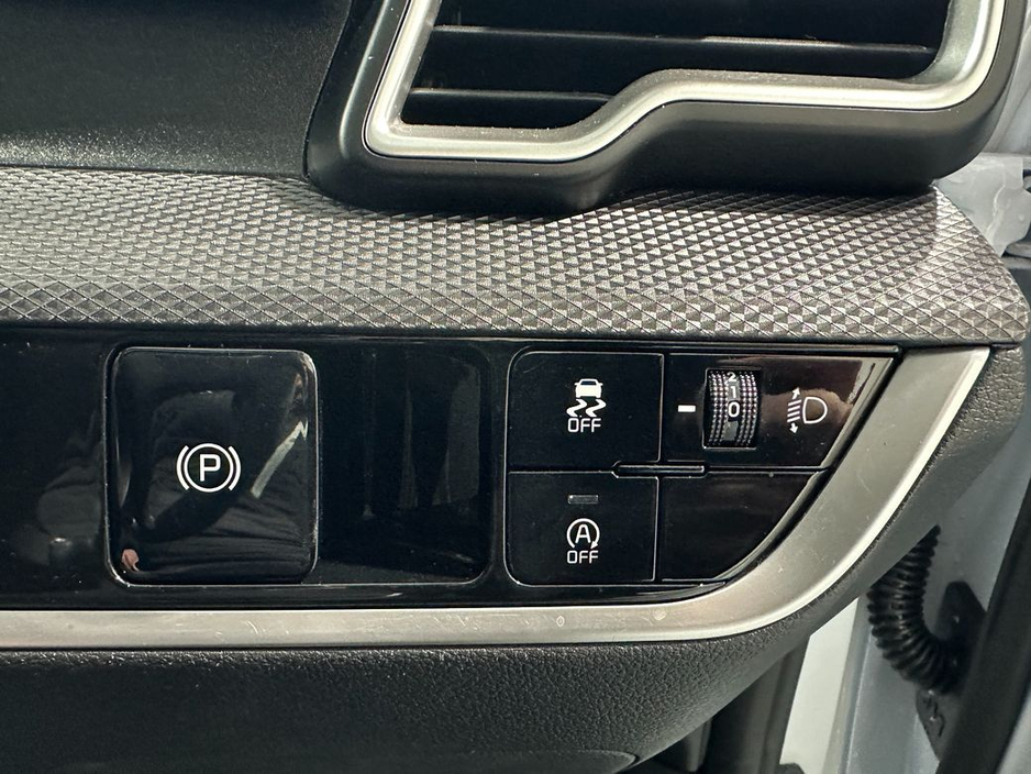 2022 Kia Sportage - image 21