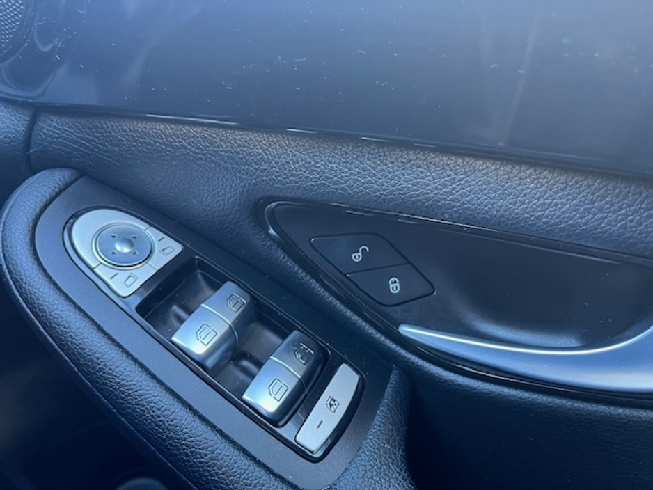 2018 Mercedes-Benz C Class - image 17