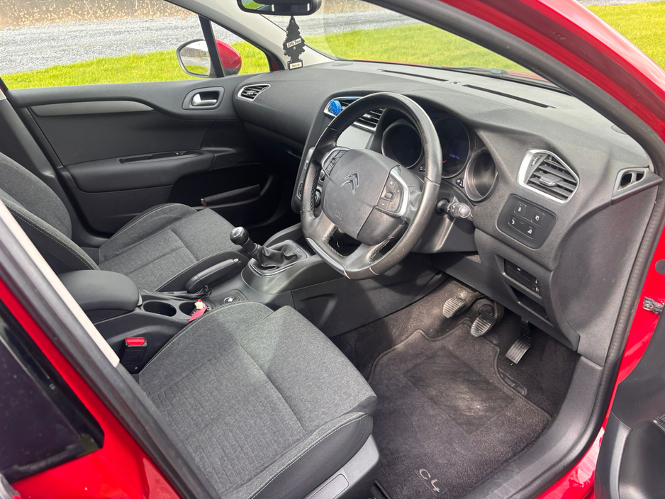 2017 Citroen C4  €5,500