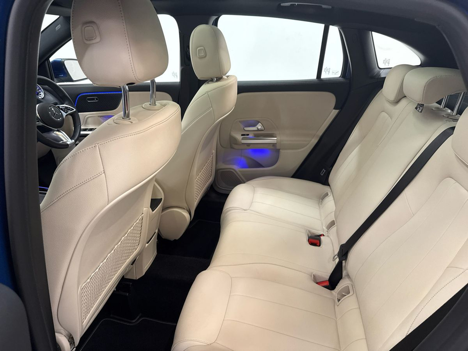 2025 Mercedes-Benz GLA Class - image 13