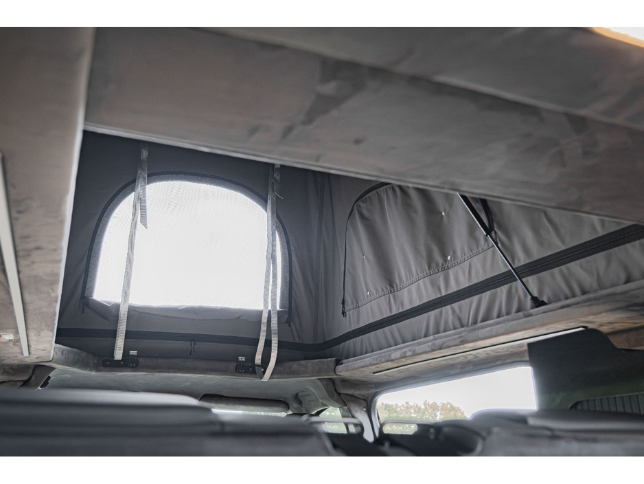 2021 Mercedes-Benz Vito - image 32