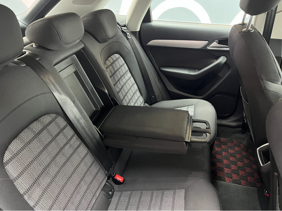 2016 Audi Q3 - image 12