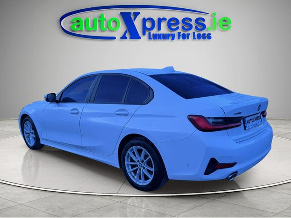 2020 BMW 3 Series 320D XDRIVE 4WD Automatic, Reversing camera €29,795