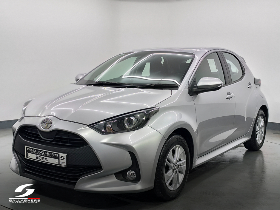 2024 Toyota Yaris (241) LUNA 1.5 PETROL IRISH CAR 1 OWNER €22,495