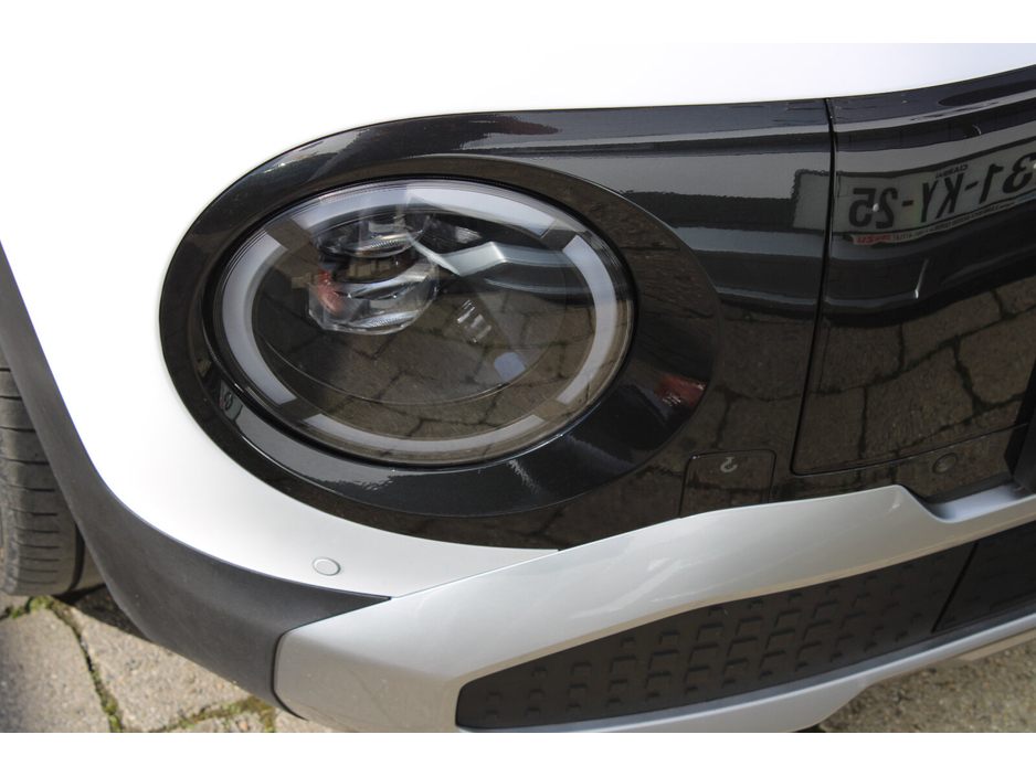 2025 Hyundai Inster - image 28