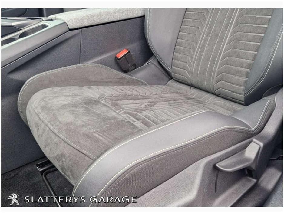 2024 Peugeot 3008 - image 9