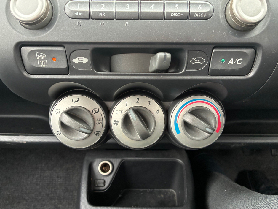 2006 Honda Jazz 1.2 SPORT 5DR S COOL €1,450