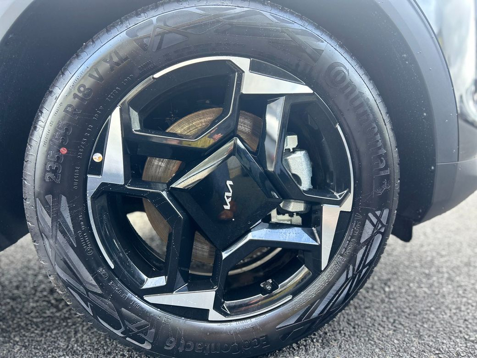 2026 Kia Sportage - image 21