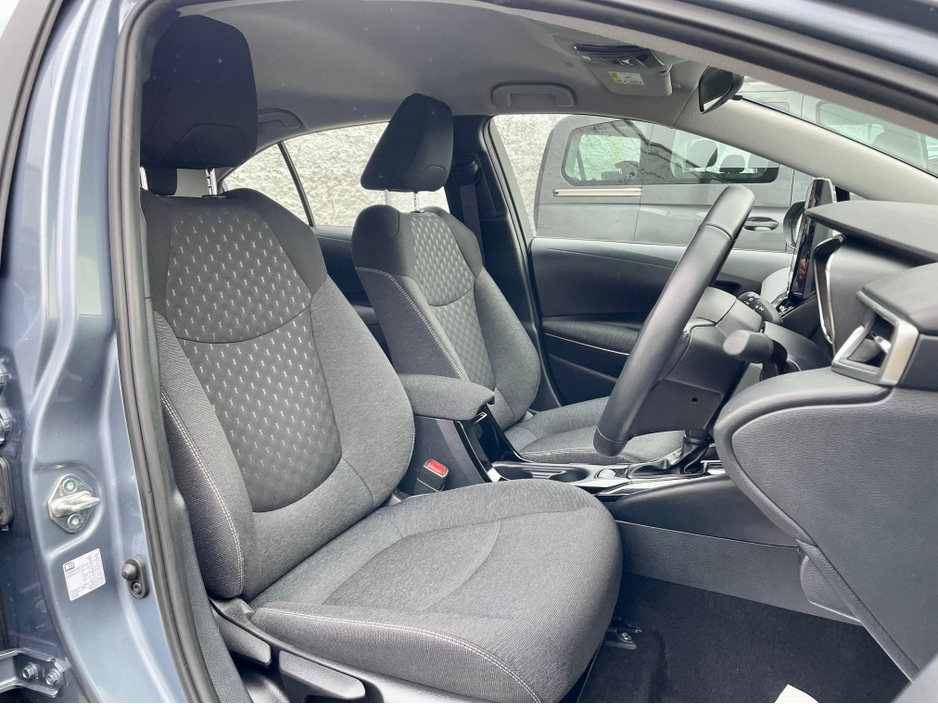 2023 Toyota Corolla - image 15