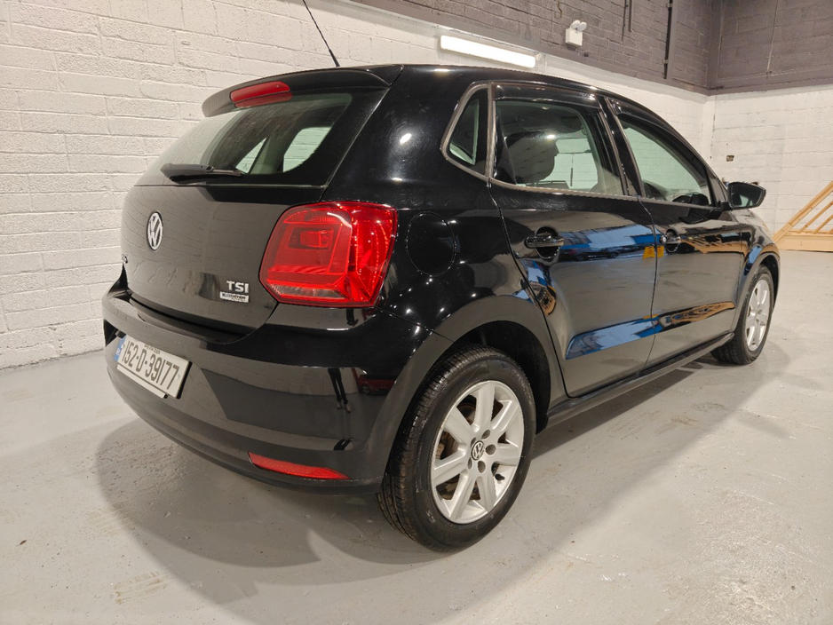 2015 Volkswagen Polo - image 5