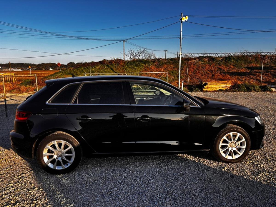 2015 Audi A3 - image 3